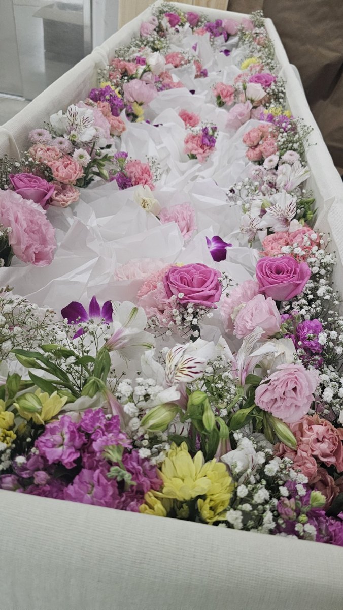 다함상조 관꽃 장식